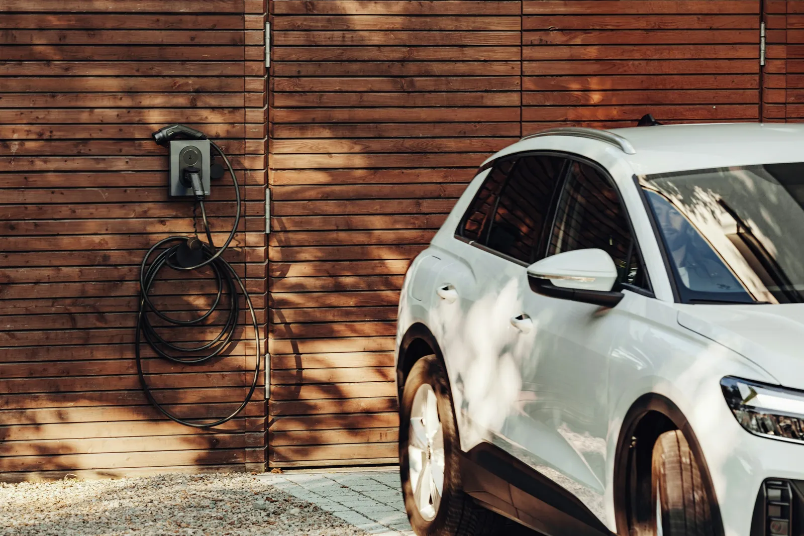 Symbolbild: Ab 2023 soll jeder Neubau über eine Ladestation für Elektroautos verfügen