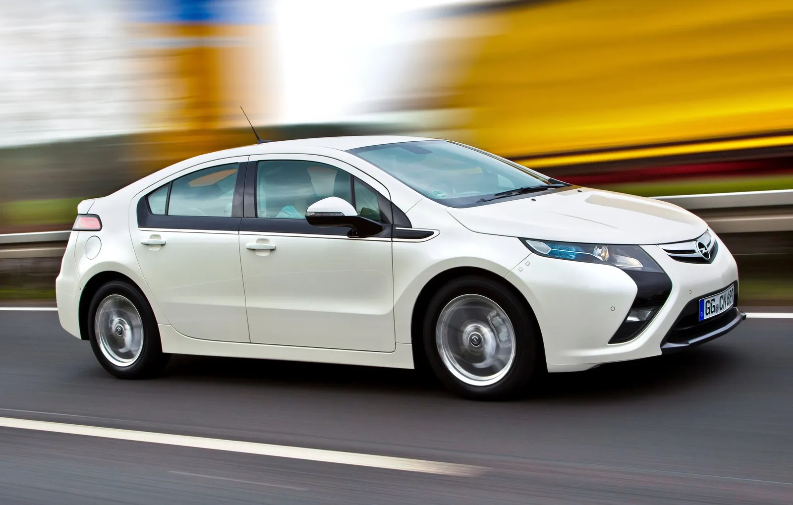 Auch in Deutschland kann das Elektroauto Opel Ampera 30 Tage getestet werden
