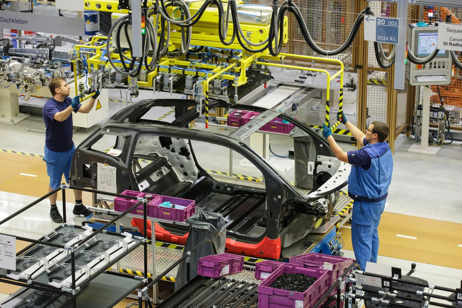 Einblicke in die Produktion des Elektroauto BMW i3