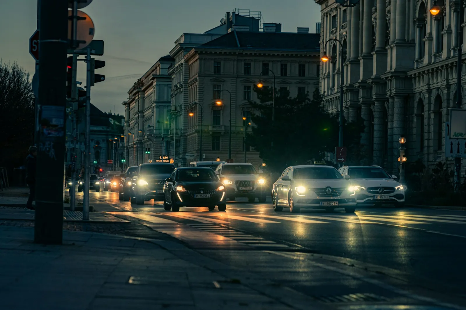 Symbolbild: In Österreich Elektroautos testen und leasen