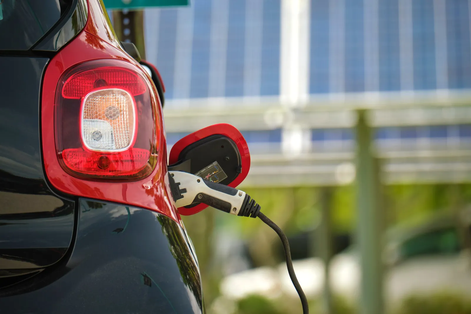 Symbolbild: Neuzulassungen USA Oktober 2013: Verkaufszahlen der Elektroautos und Plug-In Hybridautos